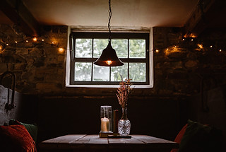 Mr & Mrs Kinsella - Jono Symonds Photogr