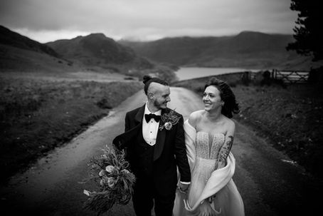 LAKE DISTRICT ELOPEMENT // LOW HALL STYLE